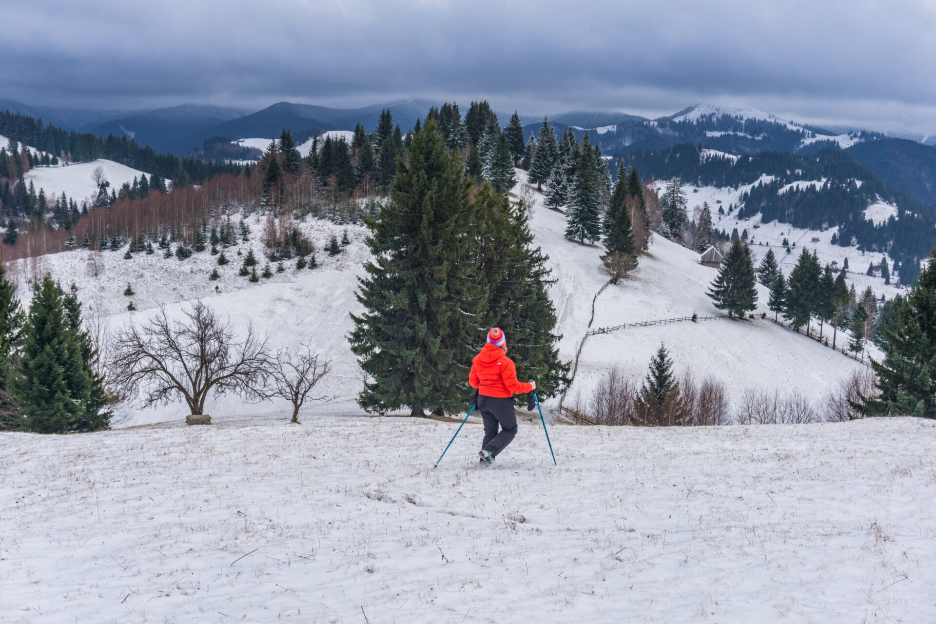 You are currently viewing The rural and traditional Romania: Moeciu Village, Bran Castle and Piatra Craiului – 2 days